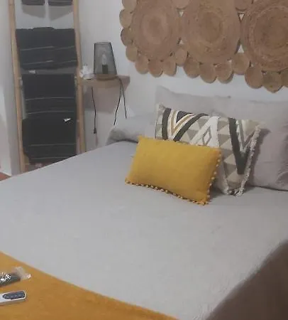 Loft 3 Nuevo,tercera Planta Sin Ascensor,pequeno Y Coqueto,wifi Y Aire Acondicionado