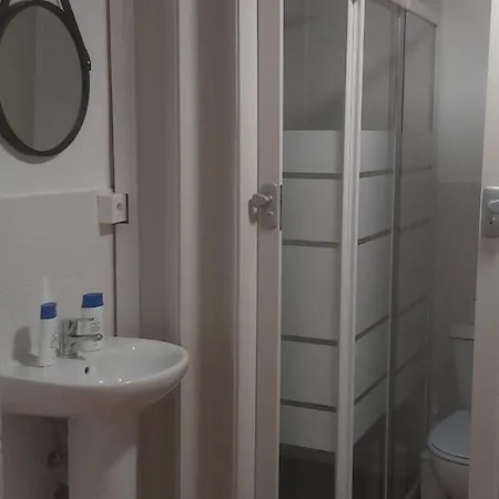 Apartment Loft 3 Nuevo,tercera Planta Sin Ascensor,pequeno Y Coqueto,wifi Y Aire Acondicionado *